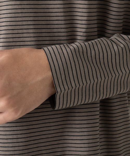 ABAHOUSE(アバハウス)の「【ノンストレス】COTTON LYCRA 圧着 クルーネック Tシャツ(Tシャツ/カットソー・メンズ・ブラック/ホワイト/ベージュ・44/48/46)」の8枚目の写真