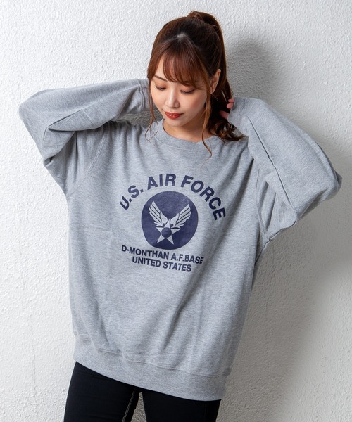 GGD(ジージーディー)の「ワイドシルエットU.S.AIR.FORCE裏毛トレーナー(スウェット・レディース・ブラック/グリーン/グレー/ブルー・LL/L/M)」の2枚目の写真