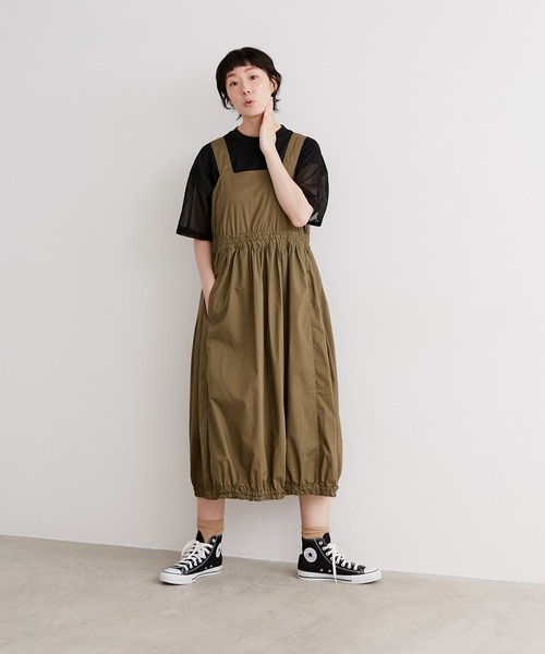 note et silence (ノートエシロンス)の「◇【AMB100貨】シルキータイプライター ギャザーワンピース(ワンピース・レディース・ブラック/ブラウン/カーキ・FREE)」の4枚目の写真