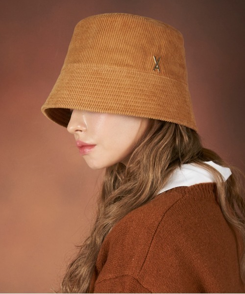 VARZAR（バザール）の「【VARZAR】CORDUROY STUD DROP BUCKET