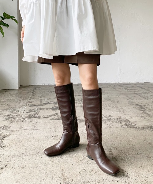 LIAN（リアン）の「スクエアトゥロングブーツ（ブーツ・レディース・ブラック/ブラウン・SMALL/MEDIUM/LARGE）」の8枚目の写真