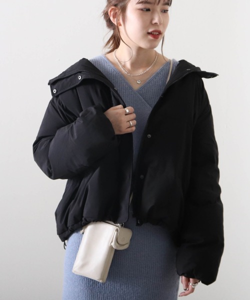 Cheek(チーク)の「ボリュームフーディーショートダウン(ダウンジャケット/コート・レディース・チャコールグレー/ブラック/アイボリー・MEDIUM)」の20枚目の写真