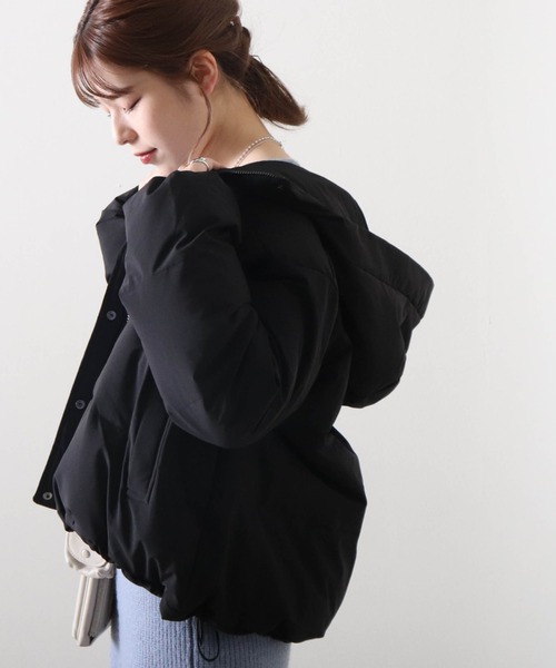 Cheek(チーク)の「ボリュームフーディーショートダウン(ダウンジャケット/コート・レディース・チャコールグレー/ブラック/アイボリー・MEDIUM)」の12枚目の写真