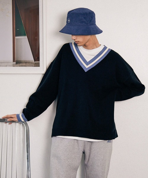 Pageboylim Vネックニット