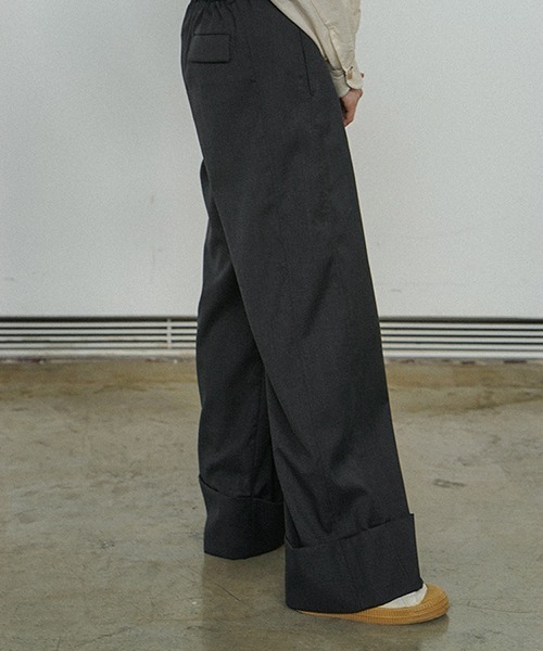 chuclla（チュクラ）の「【LeonoraYang】Box tuck wool wide leg pants chw21a114（その他パンツ・レディース・スモーキーグリーン系/ダークグレー・M/S/L）」の5枚目の写真