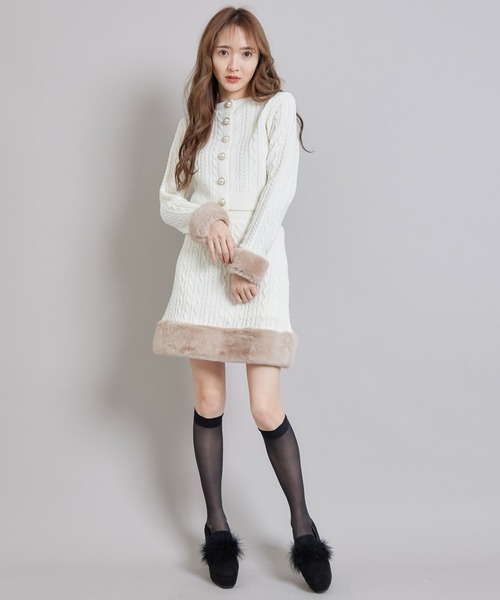 TITTY&CO.（ティティーアンドコー）の「フェイクファーニットスカート（スカート・レディース・ブラック/オフホワイト/ピンク・FREE）」の11枚目の写真