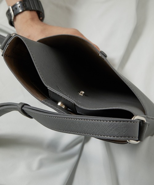 UNION STATION（ユニオンステーション）の「ミニスクエアショルダーバッグ/ユニセックスアイテム（ショルダーバッグ・メンズ・ホワイト/ブラック/グレー/ブラック系2/ブラック系3・FREE）」の21枚目の写真