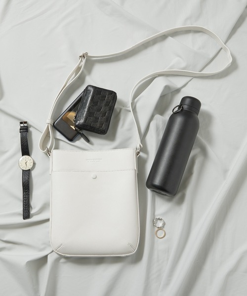 UNION STATION（ユニオンステーション）の「ミニスクエアショルダーバッグ/ユニセックスアイテム（ショルダーバッグ・メンズ・ホワイト/ブラック/グレー/ブラック系2/ブラック系3・FREE）」の13枚目の写真
