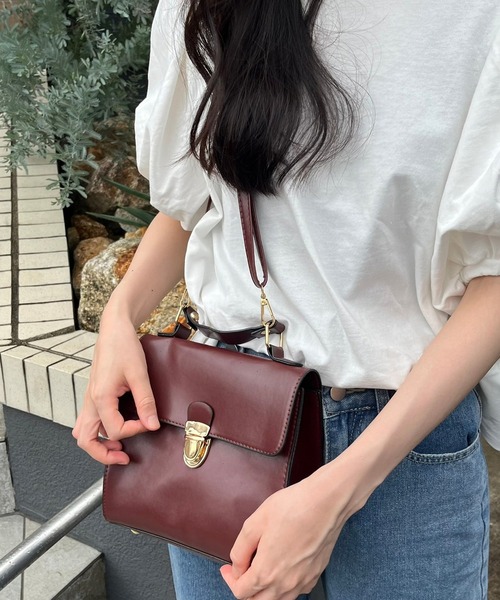 セール】レトロスクエアショルダーバッグ（ショルダーバッグ