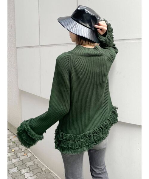 EMODA（エモダ）の「タートルネックフリンジニット（ニット/セーター・レディース・アイボリー/グリーン/ブラック・FREE）」の5枚目の写真