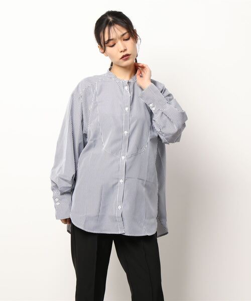 STYLEBLOCK(スタイルブロック)の「先染めストライプブザム切替ブラウス(シャツ/ブラウス・レディース・ピンク/ネイビー/ブラック/レッド/グリーン/ライトブルー・M)」の4枚目の写真