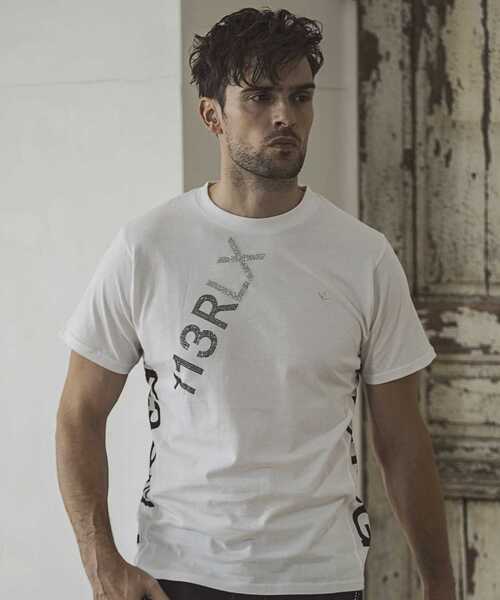 1piu1uguale3 RELAX（ウノピュウノウグァーレトレリラックス）の「【別注】1PIU1UGUALE3 RELAX/ウノピゥ ウノ ウグァーレ トレ リラックス/ランダムラインストーン ロゴTシャツ（Tシャツ/カットソー・メンズ・ホワイト/ブラック・SMALL/MEDIUM/LARGE/X-LARGE/XX-LARGE）」の19枚目の写真