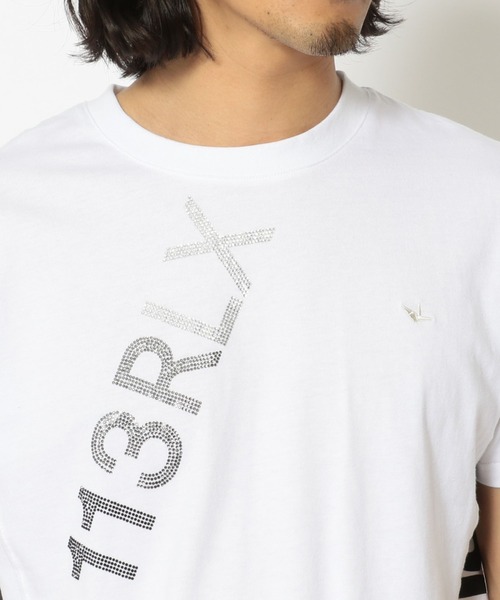 1piu1uguale3 RELAX（ウノピュウノウグァーレトレリラックス）の「【別注】1PIU1UGUALE3 RELAX/ウノピゥ ウノ ウグァーレ トレ リラックス/ランダムラインストーン ロゴTシャツ（Tシャツ/カットソー・メンズ・ホワイト/ブラック・SMALL/MEDIUM/LARGE/X-LARGE/XX-LARGE）」の13枚目の写真