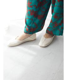 ふっくらクッションアウトステッチフラットシューズ