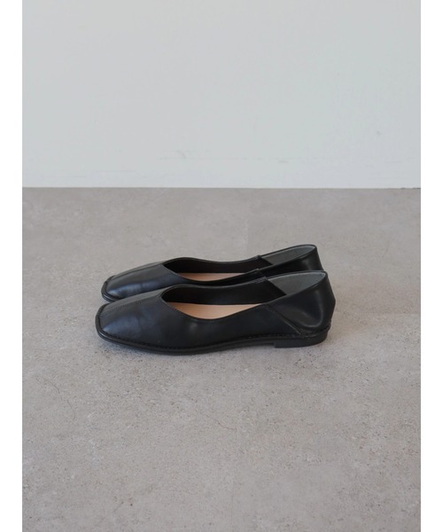 AMERICAN HOLIC(アメリカンホリック)の「ふっくらクッションアウトステッチフラットシューズ(バレエシューズ・レディース・ブラック/アイボリー・M/L/S)」の11枚目の写真