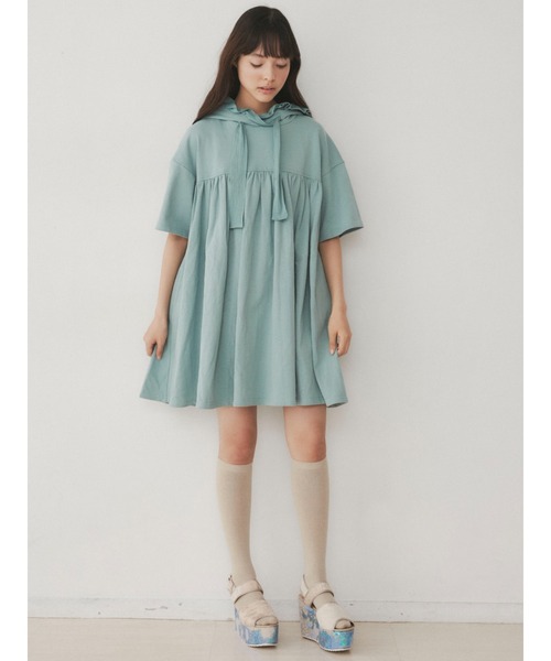 merry jenny（メリージェニー）の「フリルフードワンピース（ワンピース・レディース・オフホワイト/ブラック/グリーン・FREE）」の8枚目の写真