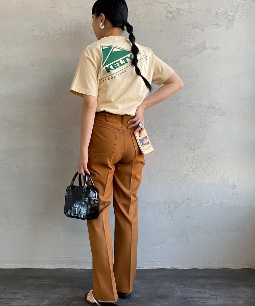 KELTY（ケルティ）の「[KELTY/ケルティ] 別注 バックロゴプリント ショートスリーブTシャツ（Tシャツ/カットソー・レディース・ホワイト/スミクロ/ライトグレー/ブルー/ナチュラル/イエロー・XS/S/M/L）」の18枚目の写真