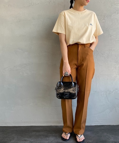 KELTY（ケルティ）の「[KELTY/ケルティ] 別注 バックロゴプリント ショートスリーブTシャツ（Tシャツ/カットソー・レディース・ホワイト/スミクロ/ライトグレー/ブルー/ナチュラル/イエロー・XS/S/M/L）」の12枚目の写真