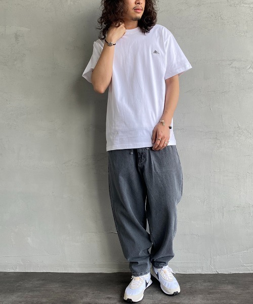 KELTY（ケルティ）の「[KELTY/ケルティ] 別注 バックロゴプリント ショートスリーブTシャツ（Tシャツ/カットソー・レディース・ホワイト/スミクロ/ライトグレー/ブルー/ナチュラル/イエロー・XS/S/M/L）」の9枚目の写真