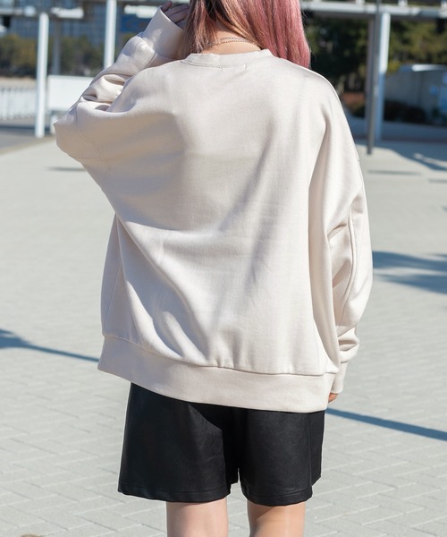 PairPair(ペアペア)の「袖タックプルオーバー(ユニセックス)(スウェット・レディース・イエロー/ブルー/アイボリー・FREE)」の4枚目の写真