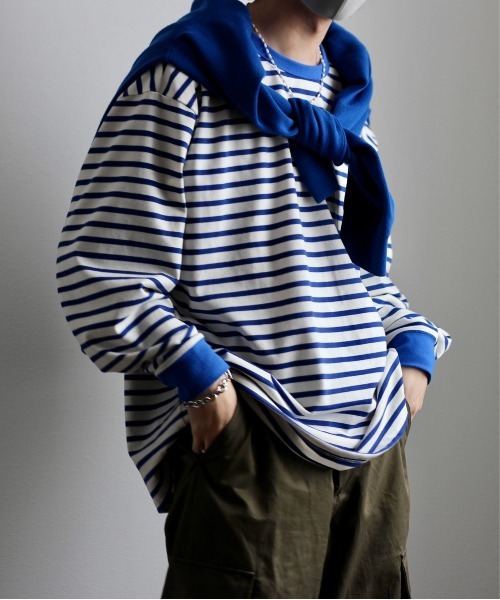 y/m by れぽすけ(イムバイレポスケ)の「ソフトタッチルーズベーシックロンT(Tシャツ/カットソー・メンズ・ブラック/ブルー・MEDIUM/LARGE)」の13枚目の写真