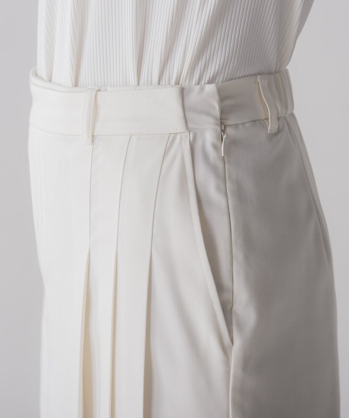 socolla（ソコラ）の「【2022SS叶えるシリーズ】MIRANDAサイドプリーツワイドパンツ（その他パンツ・レディース・ブラック/パープル/オフホワイト・S/M）」の17枚目の写真