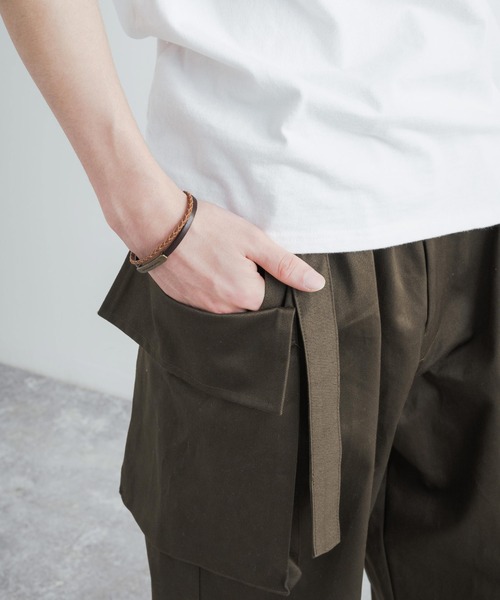 Rocky Monroe(ロッキーモンロー)の「本革プレート編み込み2連レザーブレスレット(ブレスレット・メンズ・ホワイト/ブラック/ブラウン・FREE)」の15枚目の写真