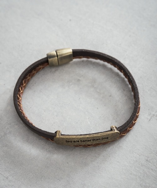 Rocky Monroe(ロッキーモンロー)の「本革プレート編み込み2連レザーブレスレット(ブレスレット・メンズ・ホワイト/ブラック/ブラウン・FREE)」の6枚目の写真