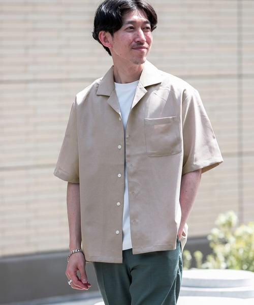 ITEMS URBANRESEARCH（アイテムズ アーバンリサーチ）の「イージーケア オープンカラー半袖トロシャツ（シャツ/ブラウス・メンズ・チャコールグレー/ダークブラウン/ベージュ/パープル・MEDIUM/LARGE）」の3枚目の写真