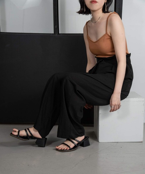 lawgy（ラウジー）の「neck line arrange cami（キャミソール・レディース・ブラック/アイボリー/ブラウン系・FREE）」の6枚目の写真