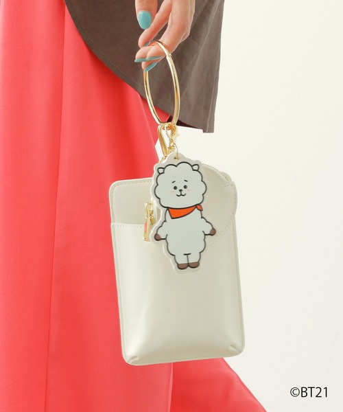 BT21（ビーティーイシビル）の「BT21/チャームバッグ（ショルダーバッグ・レディース・ブラック系その他/ベージュ系その他/ホワイト系その他2/ホワイト系その他/ホワイト/ブラック/ベージュ・FREE）」の11枚目の写真