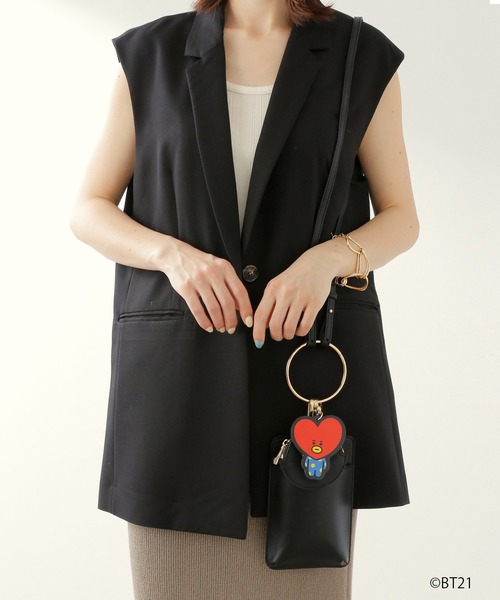 BT21（ビーティーイシビル）の「BT21/チャームバッグ（ショルダーバッグ・レディース・ブラック系その他/ベージュ系その他/ホワイト系その他2/ホワイト系その他/ホワイト/ブラック/ベージュ・FREE）」の13枚目の写真