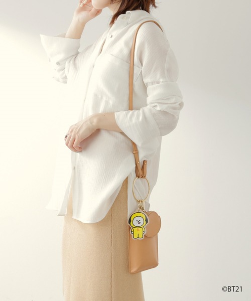 BT21（ビーティーイシビル）の「BT21/チャームバッグ（ショルダーバッグ・レディース・ブラック系その他/ベージュ系その他/ホワイト系その他2/ホワイト系その他/ホワイト/ブラック/ベージュ・FREE）」の20枚目の写真