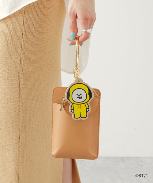 BT21（ビーティーイシビル）の「BT21/チャームバッグ（ショルダーバッグ・レディース・ブラック系その他/ベージュ系その他/ホワイト系その他2/ホワイト系その他/ホワイト/ブラック/ベージュ・FREE）」の22枚目の写真