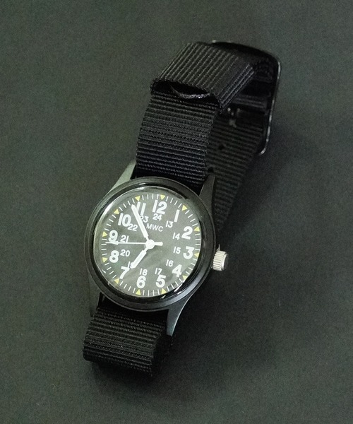 MWC（ミリタリーウォッチカンパニー）の「MILLTARY WATCH COMPANY MWC WATCH ミリタリーウォッチ 腕時計 NAM（アナログ腕時計・メンズ・ブラック/オリーブ/カーキ・FREE）」の2枚目の写真