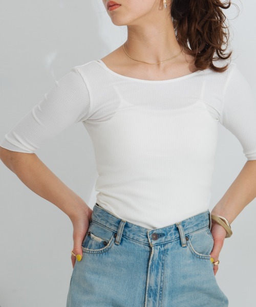 HANNE(アン)の「バックオープンレーヤードカットソー(Tシャツ/カットソー・レディース・ホワイト/ブラック/ブラウン・フリー)」の8枚目の写真