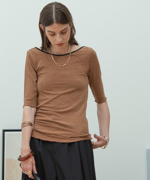 HANNE(アン)の「バックオープンレーヤードカットソー(Tシャツ/カットソー・レディース・ホワイト/ブラック/ブラウン・フリー)」の19枚目の写真