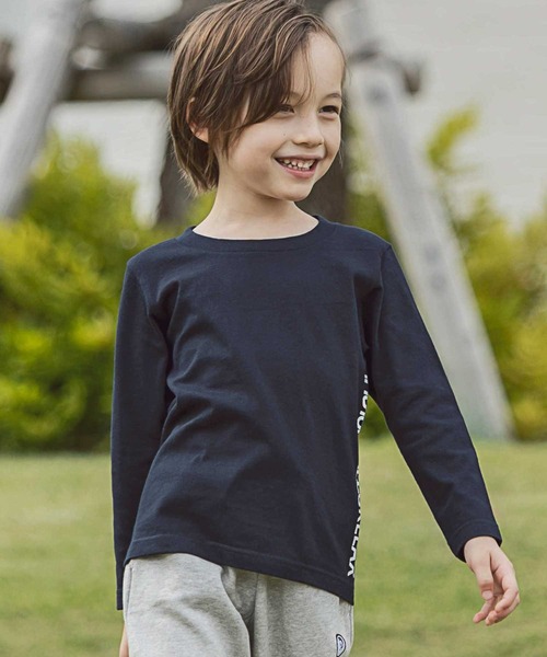 1piu1uguale3 RELAX（ウノピュウノウグァーレトレリラックス）の「1PIU1UGUALE3 RELAX(1PIU1UGUALE3 RELAX) キッズサイドロゴプリントロンT（Tシャツ/カットソー・キッズ・ホワイト/ブラック/トップグレー/ネイビー・130/150/110）」の10枚目の写真