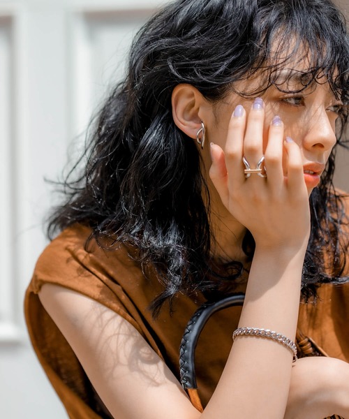 JUICY ROCK（ジューシーロック）の「マンテルキヘイチェーンブレスレット（ブレスレット・レディース・ゴールド/シルバー・ONE SIZE）」の6枚目の写真