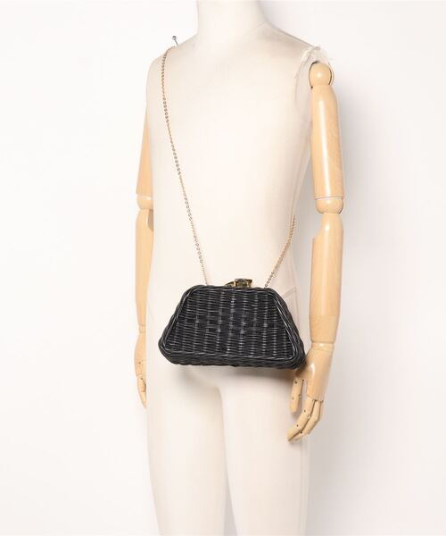 Larone（ラロネ）の「【Larone】ショルダーかごバッグ（ショルダーバッグ・レディース・ブラック・FREE）」の4枚目の写真