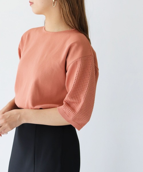 HER CLOSET(ハークローゼット)の「【shemoshelly】ダンボールKNITメッシュ袖プルオーバー(ニット/セーター・レディース・ブラック/グリーン/モカ/オートミール/コーラルピンク・M)」の2枚目の写真