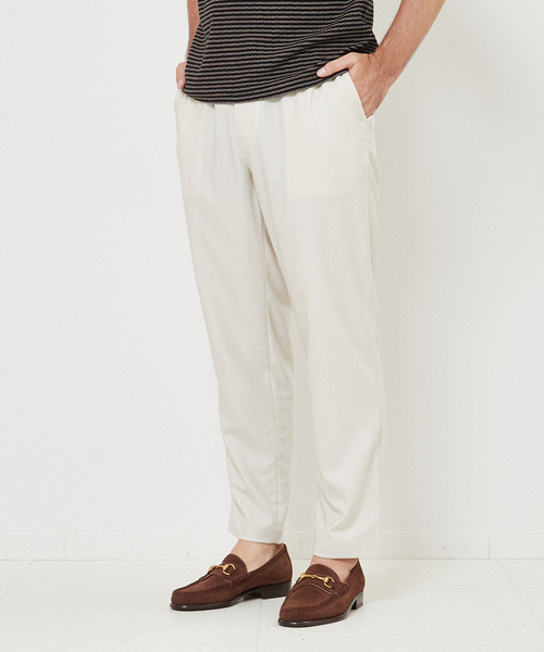 EDIFICE（エディフィス）の「“RIRANCHA(R) / リランチェ” リネンライク ストレッチ テーパード イージーパンツ（その他パンツ・メンズ・ブラック/グリーン/アイボリー/ベージュ系その他・SMALL/MEDIUM/LARGE）」の2枚目の写真