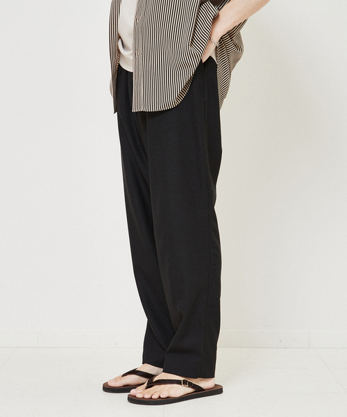 EDIFICE（エディフィス）の「“RIRANCHA(R) / リランチェ” リネンライク ストレッチ テーパード イージーパンツ（その他パンツ・メンズ・ブラック/グリーン/アイボリー/ベージュ系その他・SMALL/MEDIUM/LARGE）」の8枚目の写真