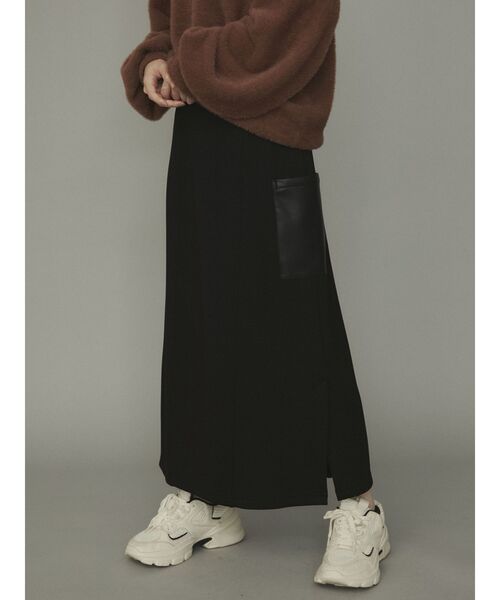 COTORICA（コトリカ）の「フェイクレザーポケットスカート（スカート・レディース・ブラック/ベージュ/ブラウン・SMALL/MEDIUM）」の2枚目の写真