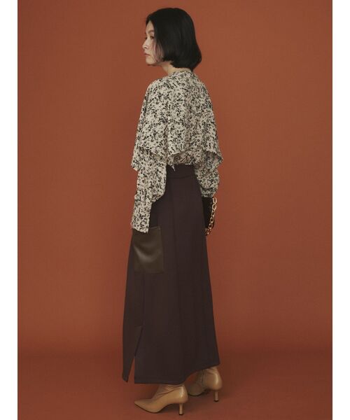 COTORICA（コトリカ）の「フェイクレザーポケットスカート（スカート・レディース・ブラック/ベージュ/ブラウン・SMALL/MEDIUM）」の4枚目の写真