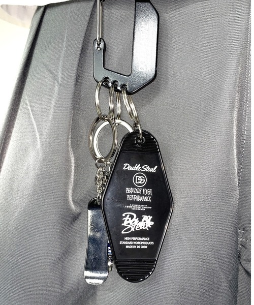 DOUBLE STEAL（ダブルスティール）の「HOTEL KEY HOLDER（キーホルダー・メンズ・ブラック/ホワイト/ブルー/クリア/ダークグリーン・FREE）」の3枚目の写真