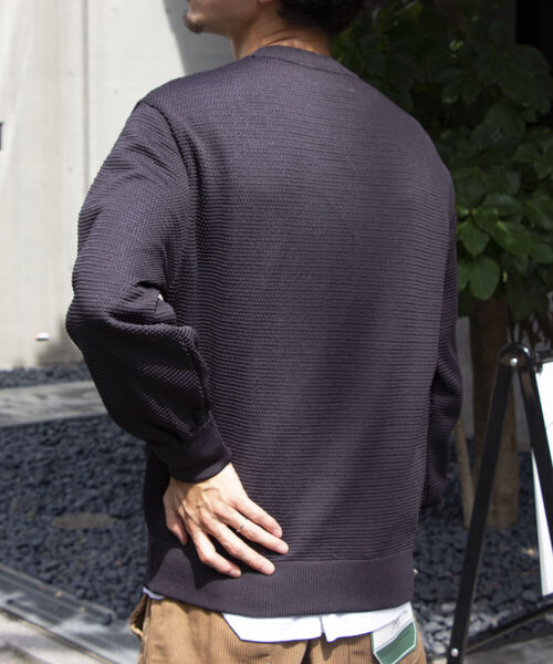 GLOSTER（グロスター）の「《ニット＋カットソーの2点SET》日本製 レイヤード プルオーバーニット ドロップショルダー（ニット/セーター・メンズ・チャコールグレー/パープル/ネイビー/ピンク・S/M/L）」の7枚目の写真