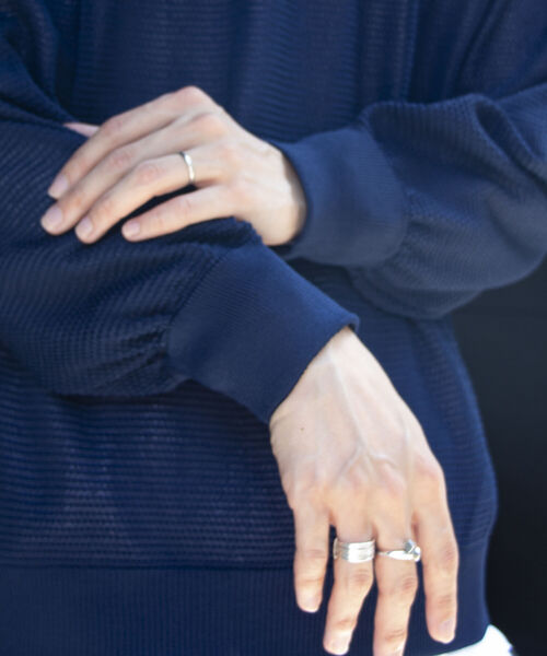 GLOSTER（グロスター）の「《ニット＋カットソーの2点SET》日本製 レイヤード プルオーバーニット ドロップショルダー（ニット/セーター・メンズ・チャコールグレー/パープル/ネイビー/ピンク・S/M/L）」の19枚目の写真