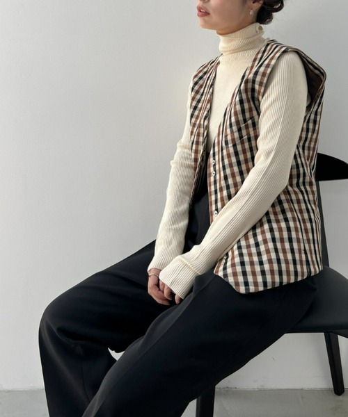 y/m by misato（イムバイミサト）の「リブタートルトップス（ニット/セーター・レディース・ブラック/オレンジ/グリーン/アイボリー・FREE）」の5枚目の写真