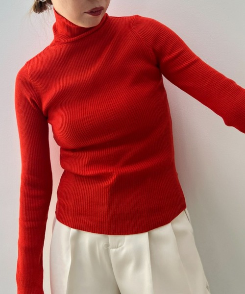 y/m by misato（イムバイミサト）の「リブタートルトップス（ニット/セーター・レディース・ブラック/オレンジ/グリーン/アイボリー・FREE）」の13枚目の写真